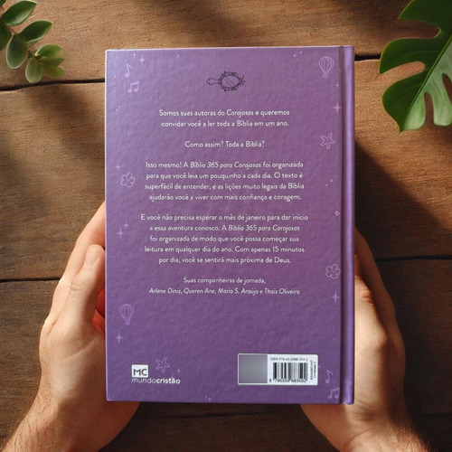 Bíblia 365 Para Corajosas Capa Dura: Leitura Integral Da Bíblia Em Um Ano Com Passagens Diárias Inspiradoras