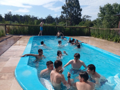 Imagen 11 de 15 de Alquiler De Quinta Para Eventos Y Cabañas Para 6 Y 10 Personas. Y Quinta Y Salón Para 200 Personas Eventos Despedidas Reuniones Y Mucho Mas!!