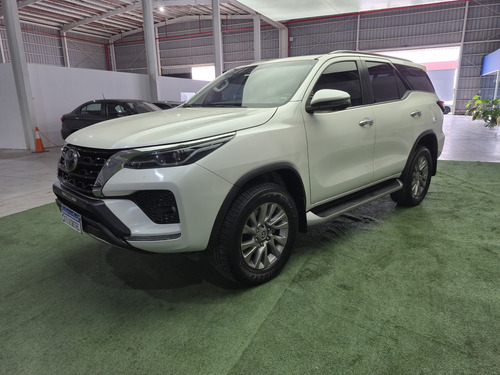 Toyota SW4 SRX 2.8 4x4 AT