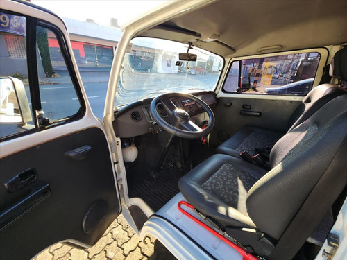 Volkswagen Kombi 1.4 MI STD LOTAÇÃO 8V FLEX 3P MANUAL