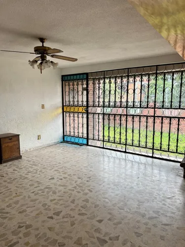 Casa En Venta En La Purificación Tepetitla