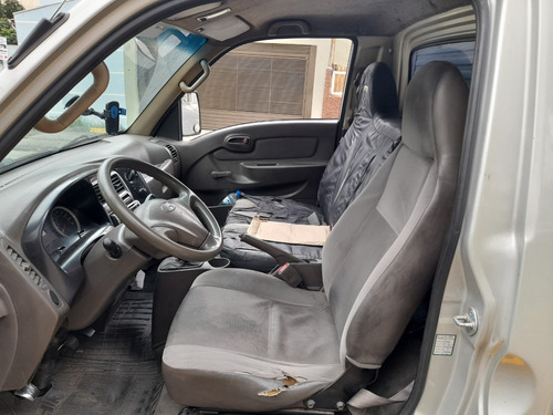 Imagem 6 de 9 de Hyundai Hr Hdb 2.5 Diesel Baú 2,20x3,50 2012 Revisada