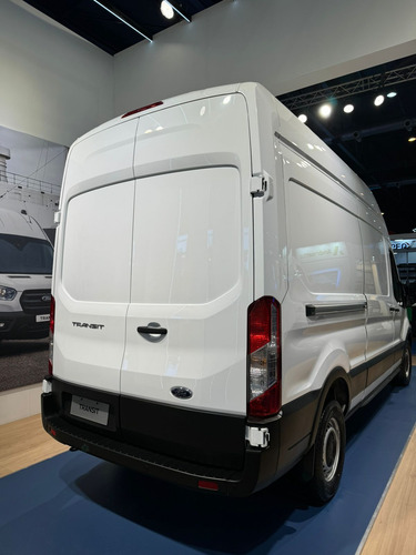 Ford Transit 2.2 Furgon Largo 350l