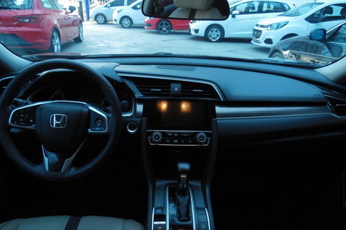 Imagen 9 de 14 de Honda Civic 2019