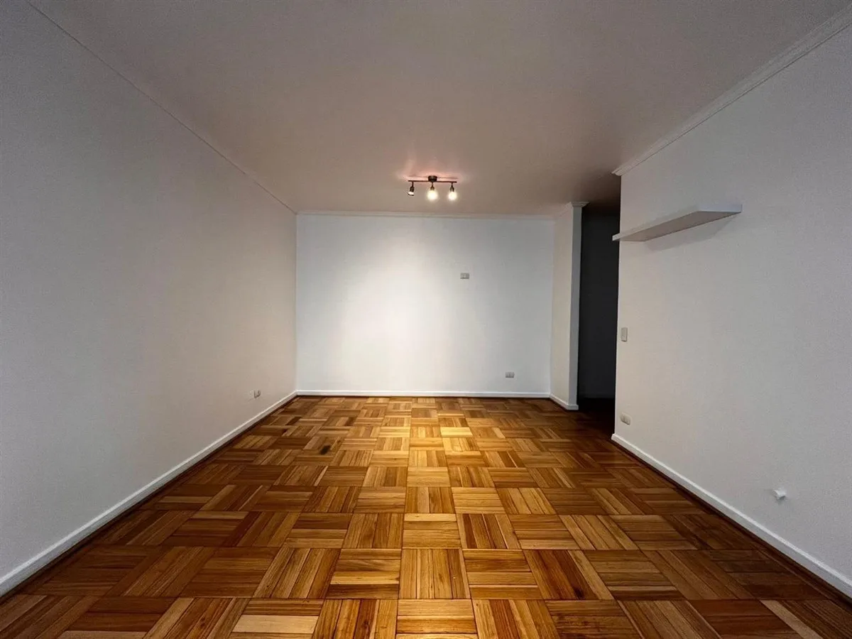 Imagen 2 de 30 de Vendo Hermoso Depto 2d 2b Metro Manuel Montt, Providencia