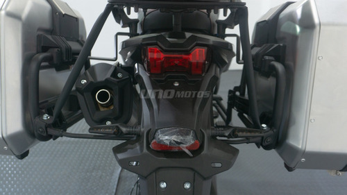 Imagen 12 de 24 de Voge 650 Dsx Moto Touring Con Baules De Regalo 2023