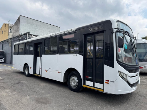 Caio Apache Ano 2021/22 Mercedes,1519 Com 38 Lugares