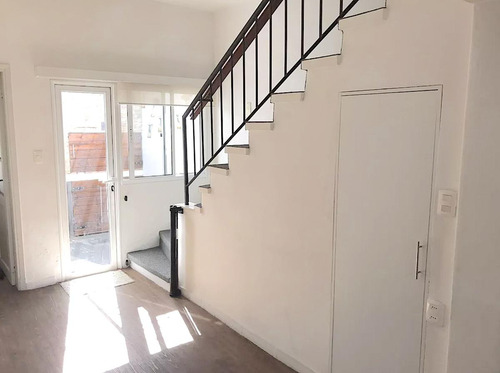 Casa En Venta 3 Dormitorios 2 Baños Parrillero Y Cochera La Blanqueada