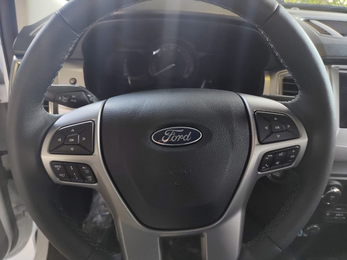Imagen 11 de 17 de Ford Ranger Limited 3.2 D Pv