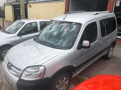 Imagen 1 de 11 de Peugeot Partner Patagónica 1.6 Hdi Vtc Plus 2014