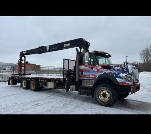 Camion International 7600 Con Hiab 255k-3