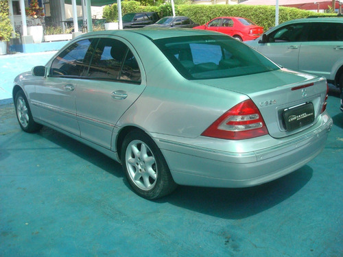 Imagem 4 de 13 de Mercedes Bens C 320 2001