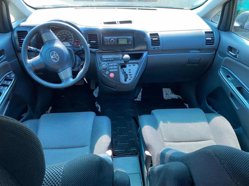 Toyota Wish 1.8