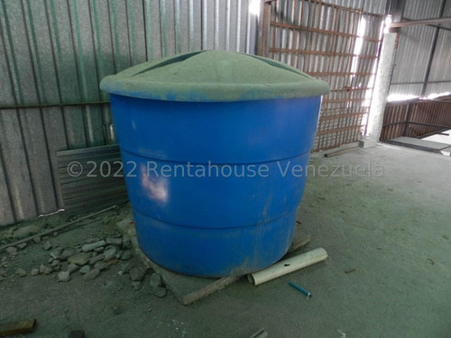 Ji 24-2888. Alquiler De Galpón De 2000m2 Ubicado En Guarenas. Rah