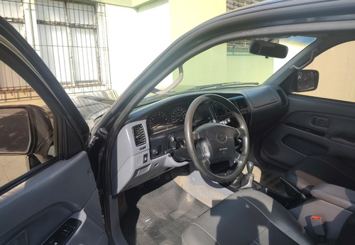 Toyota SW4 2.7 L4 5p