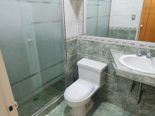 Imagen 19 de 20 de Fernando Guerrero Vende Apartamento Valle Alto Mañongo.