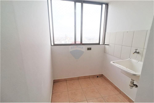 Imagen 3 de 16 de Depto. 3d+2b+1bod. Parque De Los Reyes.