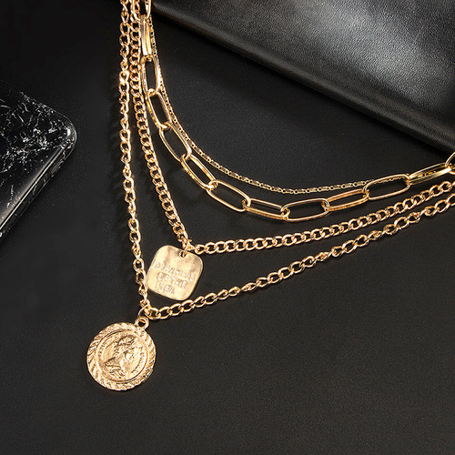 Collar En Forma De S Con Colgante Retro En Forma De Moneda D