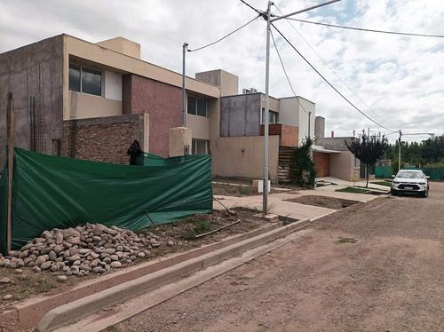 Imagen 5 de 8 de Dúplex A Estrenar Barrio Privado Maipú
