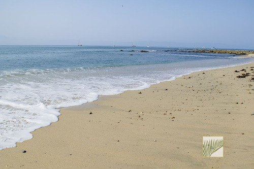 Villa De Lujo En Venta Pegada A La Playa, Kovay Gardens