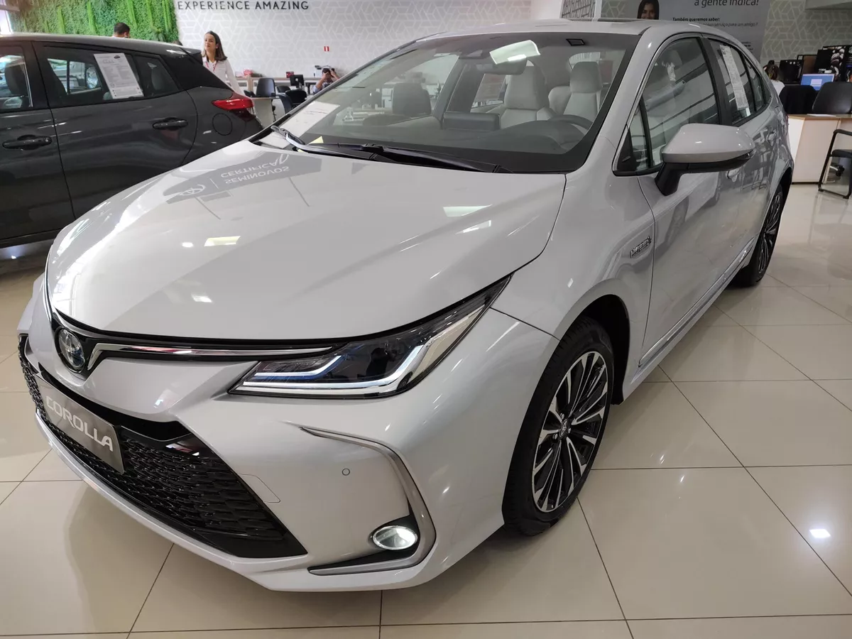 Toyota Corolla Altis Hybrid 1.8