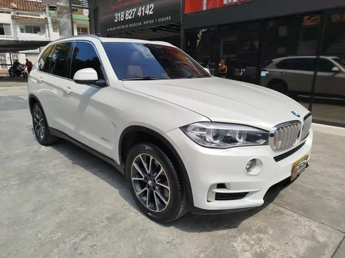 BMW X5 XDRIVE50I TP 4400CC T V8