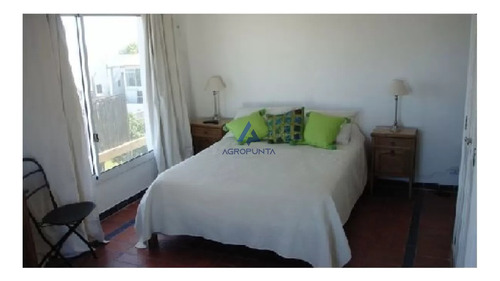 Apartamento En La Barra, 3 Dormitorios *