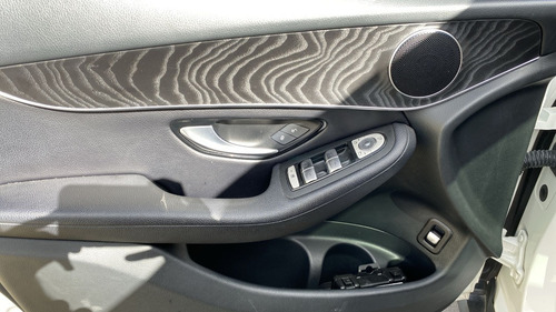 Imagen 12 de 20 de Mercedes Benz Glc250 4matic