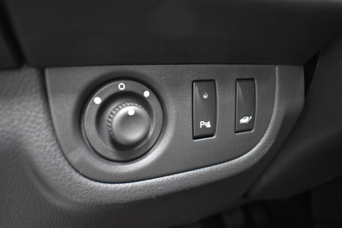Imagen 15 de 17 de Renault Stepway Zen + Póliza Todo Riesgo