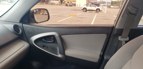 Toyota RAV4 2.4 4x2 At