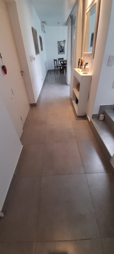 Dueño Directo. Vendo Casa Dueño Directo, Vende En El Canton , Casa Moderna De Diseño Minimalista A La Laguna Con 40m De Costa Propios, Parque Y Piscina Con Solarium