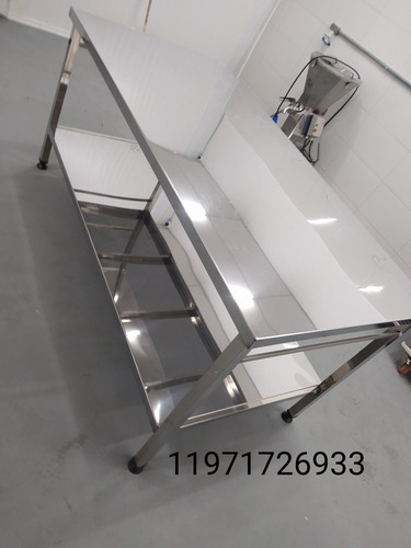 Imagem 1 de 5 de Mesa De Aço Inox