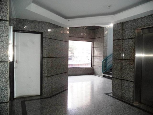 Imagen 2 de 9 de Ofc Venta De Oficina En La Florida / 21-11397
