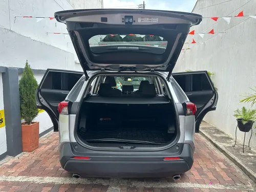 Toyota RAV4 2.5 Xle Hev 4X4 Cvt