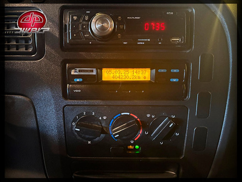 Caminhão Mercedes-benz Accelo 815 Com Baú De Carga Seca 2013