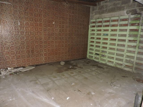 Imagen 10 de 13 de La Yaguara Zona Industrial. Terreno En Venta Sj-33962