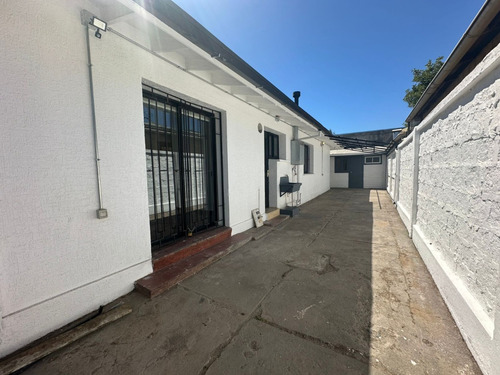 Arriendo Casa Recién Remodelada, A Cuadras Nuevo Hospital