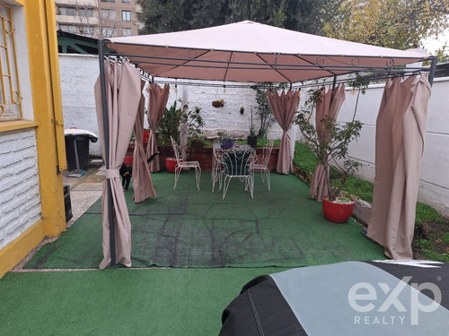 Casa En Venta En Ñuñoa