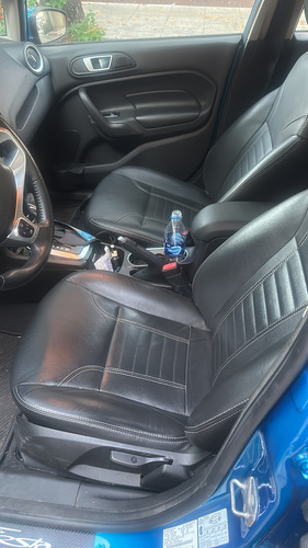 Ford Fiesta Kinetic 1.6 Sedan Titanium Powershift 120cv