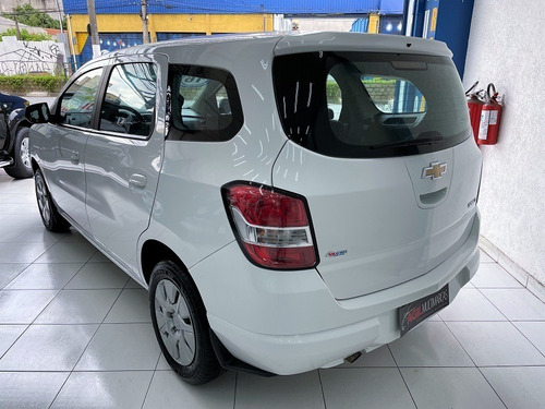Imagem 9 de 10 de Chevrolet Spin 1.8 Lt Mec. Flex 2016 Branca
