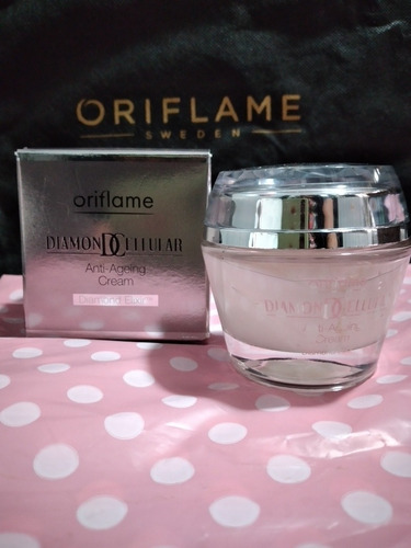 Imagen 2 de 3 de Crema Facial Antiedad Diamon Cellular Oriflame