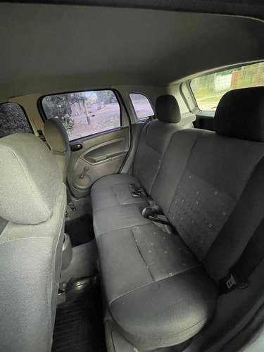 Ford Fiesta 1.6 Ambiente