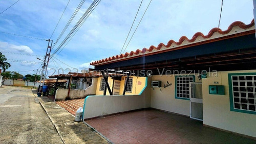 Imagen 6 de 30 de Casas Venta La Piedad Norte Prestigiosa Urbanización Con Vigilancia Privada Cabudare Lara