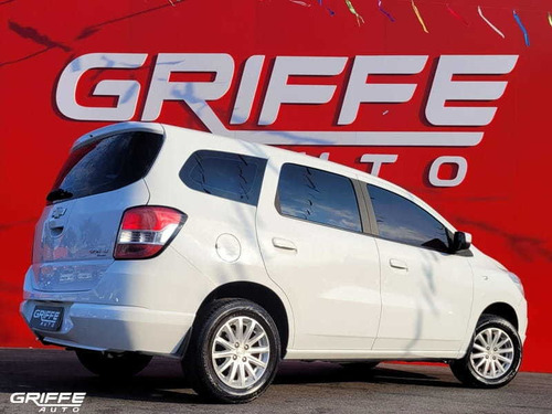 Imagem 4 de 15 de Chevrolet Spin 1.8 Lt 8v Flex 4p Manual 2013