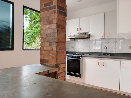 Apartamento/ Alquiler/ Colinas De Bello Monte/ 80m2/ 2h-2b-1p