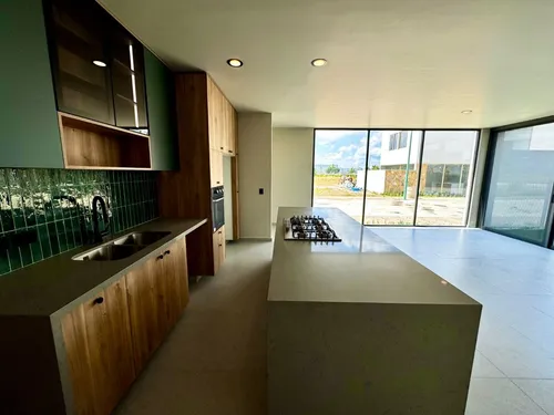 Casa En Venta En Parques Vallarta, Coto Nogal, Zapopan.