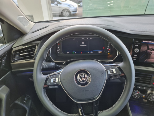 Imagen 12 de 24 de Volkswagen Vento Highline 250 Tsi Entrega Inmediata Autotag