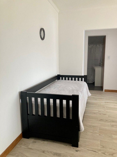 Imagen 4 de 8 de Departamento 2 Ambientes A La Calle Con Balcon Frances En Venta En Mar Del Plata