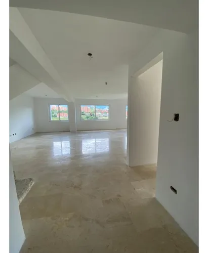 Edificio En Venta En Baruta
