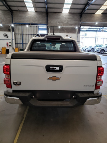 Imagen 17 de 25 de Chevrolet S10 2022 2.8 High Country Cd Tdci 200cv Automática